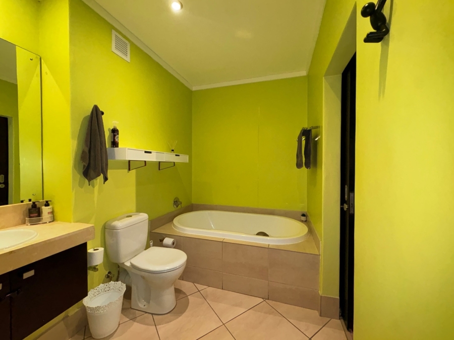 1 Bedroom Property for Sale in Cape Town City Centre Western Cape